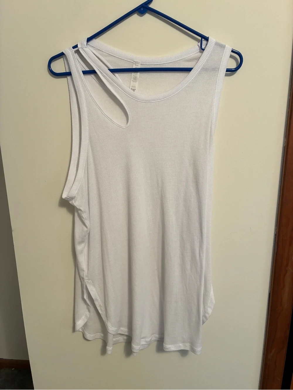 ALO Yoga White Ribbed Cutout Tank Top XL | Oversized Sleeveless Activewear